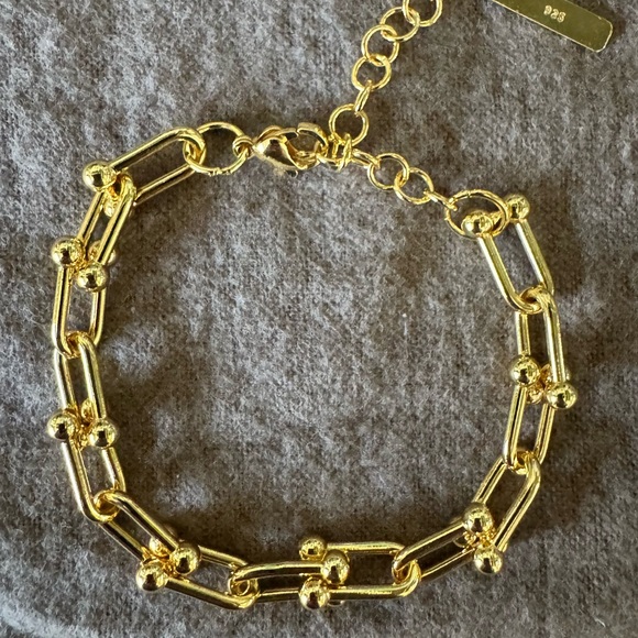 Fashion Gold tone bracelet - HW link style - Picture 2 of 3